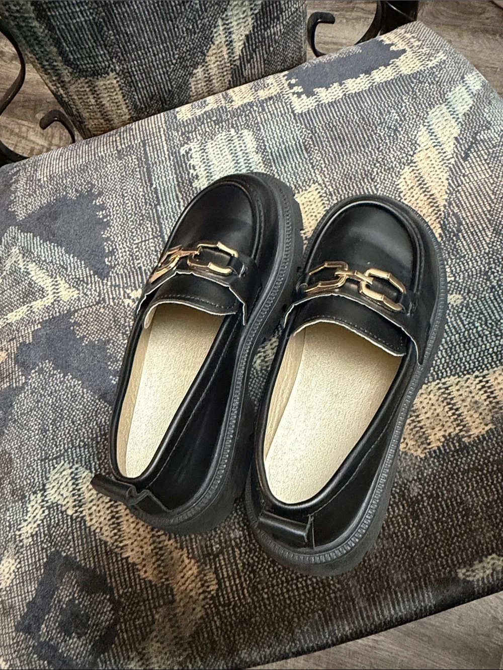 Monet stylish black
